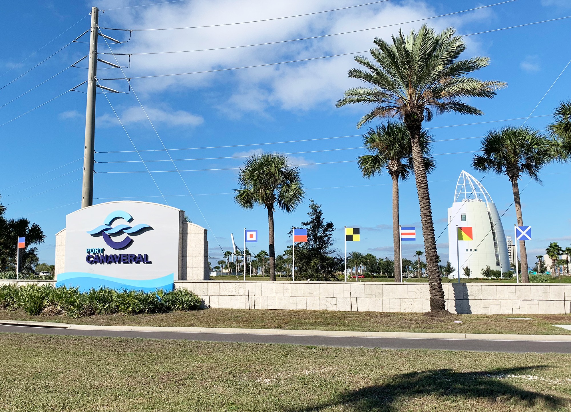 Best Way from Orlando Airport to Cruise in Port Canaveral