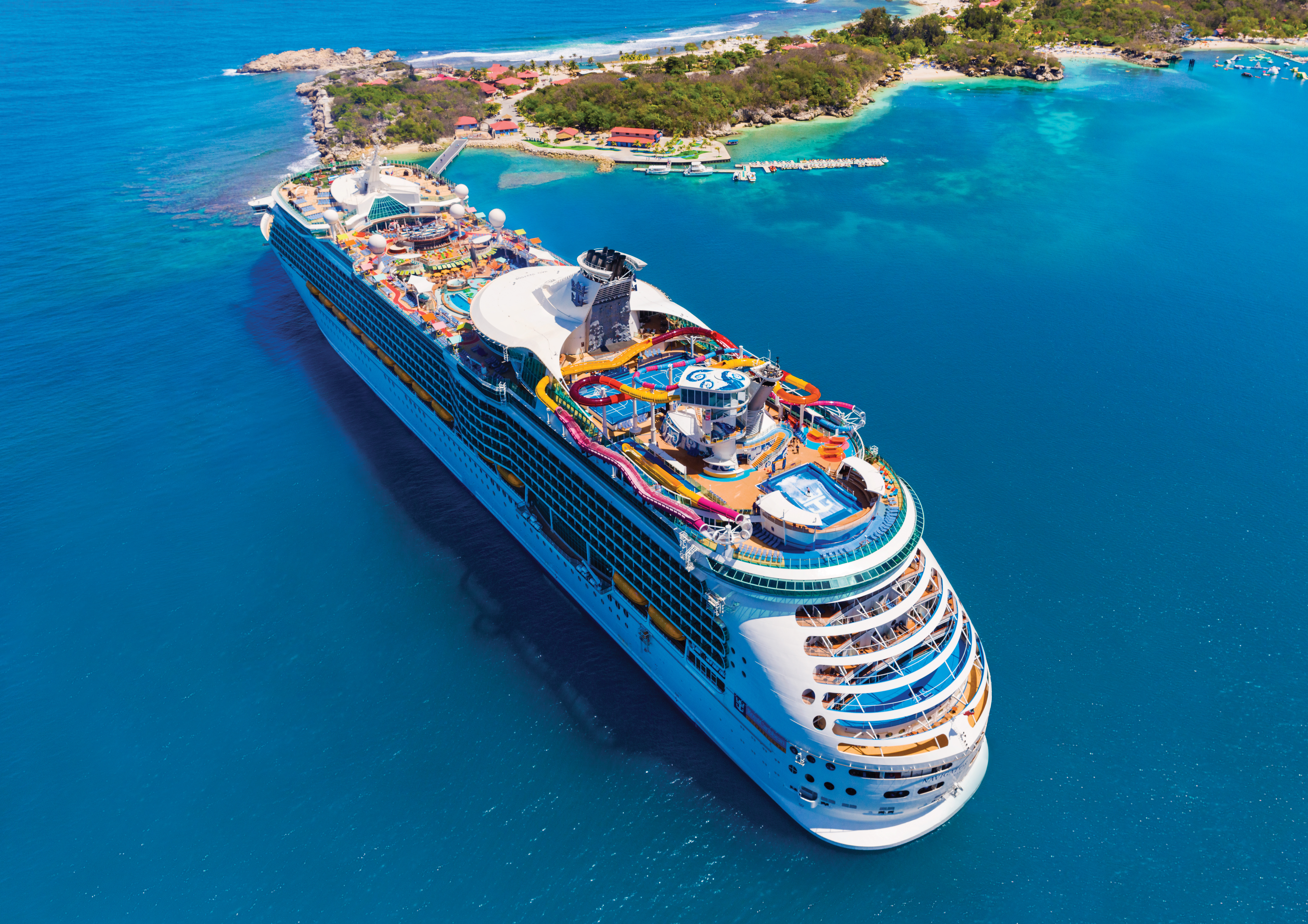 Navigator of the Seas - Pool Deck